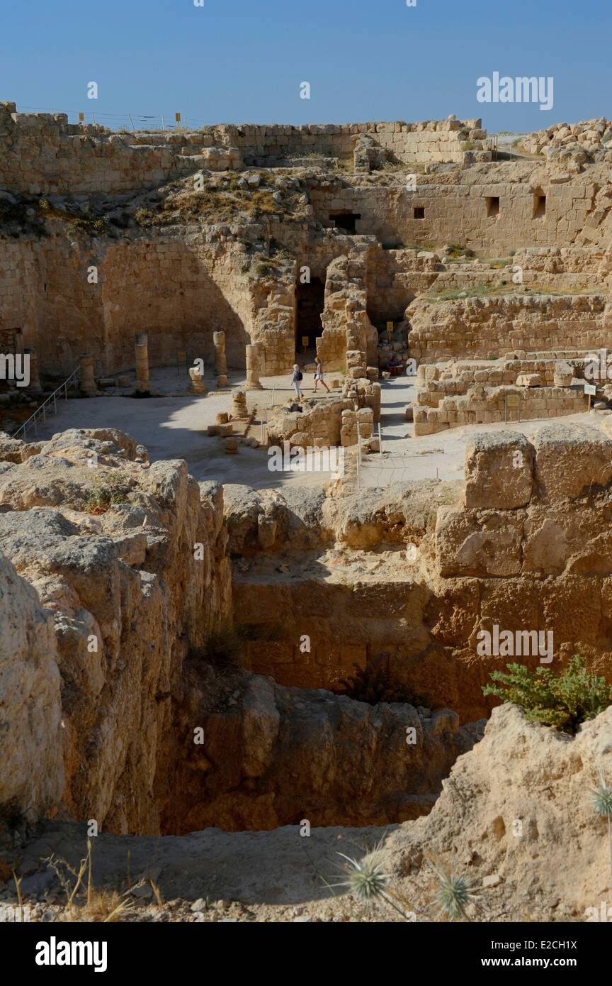 Palestina, West Bank (contestato territorio), Herodium o Herodion è un vulcano-come la collina con un tronco di cono con una fortezza e palazzo costruito da Erode il Grande (Herodion Parco Nazionale), all'interno del cratere Foto Stock