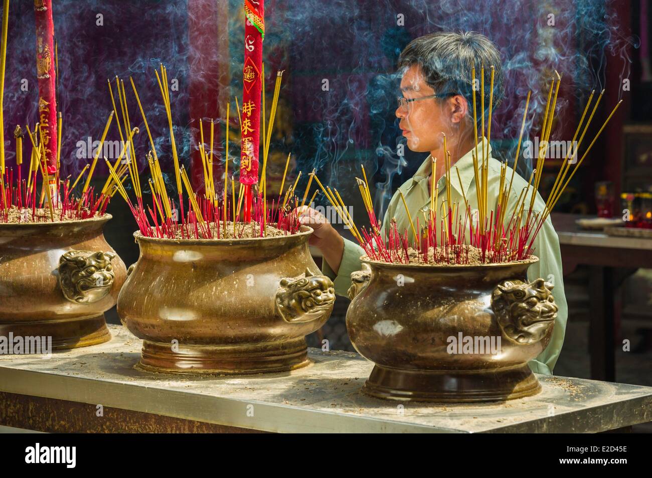 Vietnam Ho Chi Minh (Saigon) Cholon quartiere Cinese Tempio Taoista del celeste signora o dea del mare Thien Hau Foto Stock