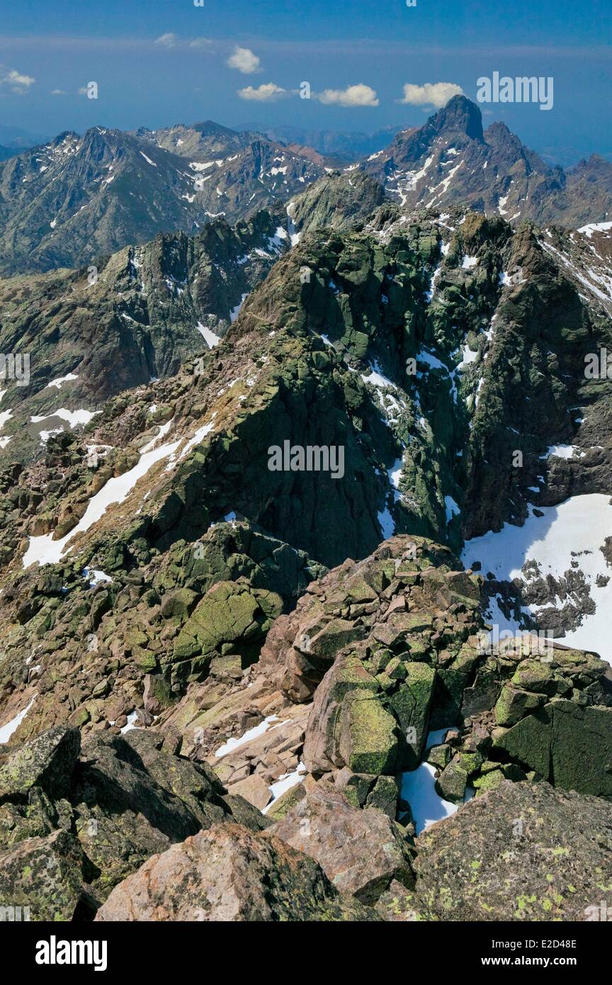 Francia Haute Corse Asco valle Monte Cinto (2706 m) sullo sfondo a sinistra superiore della Paglia Orba (2525 m) Foto Stock
