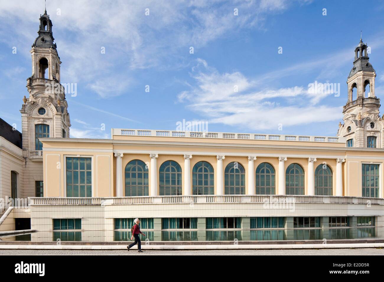 Francia Pirenei Atlantiques Bearn Pau Palais Beaumont (Beaumont Palace) che contiene il casinò e il Centre des Foto Stock