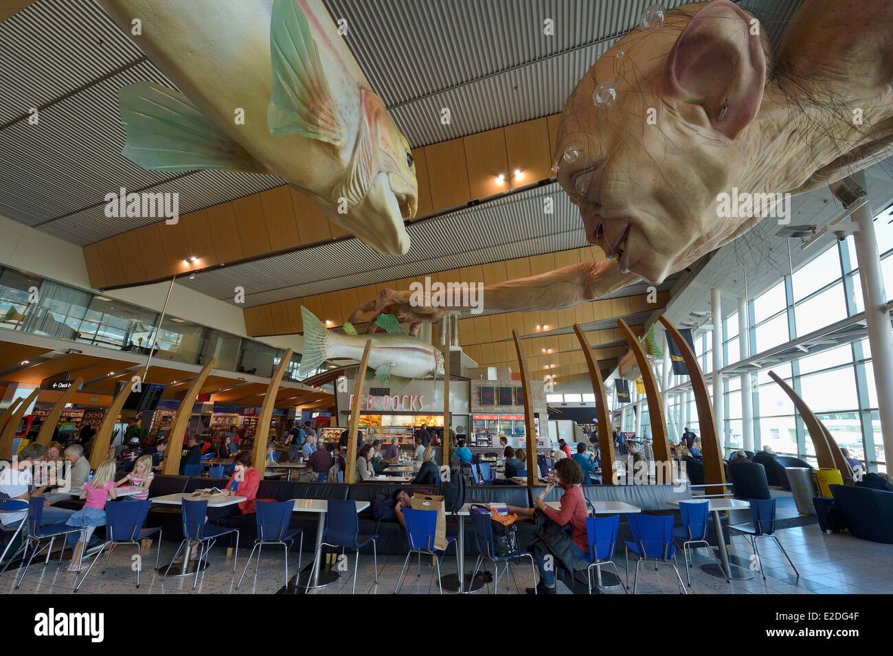 Nuova Zelanda North Island Wellington una gigantesca statua di Gollum cercando di catturare pesci in dall'Aeroporto di Wellington Foto Stock