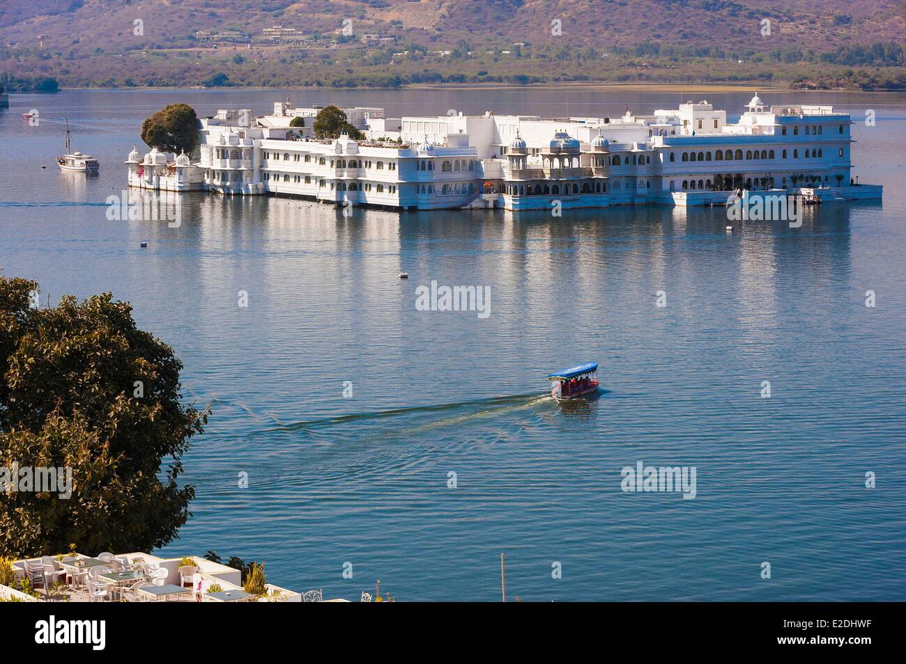India Rajasthan Udaipur Lago Palace hotel sul lago Pichola Foto Stock
