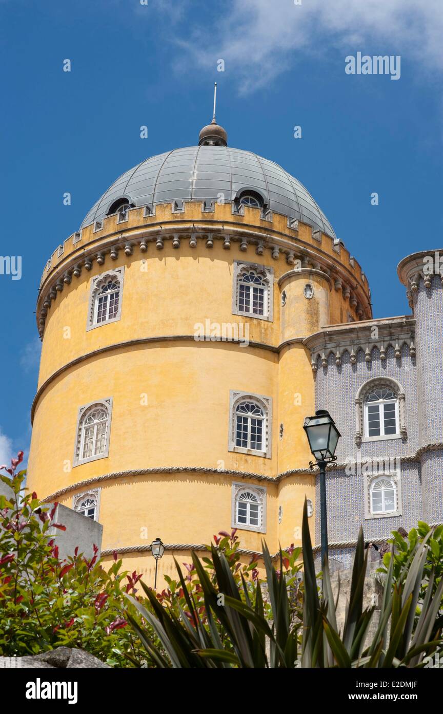 Il Portogallo Estremadura Sintra elencati sul Patrimonio Mondiale UNESCO i giardini di Pena palazzo costruito nel XIX secolo da Ferdinando Foto Stock