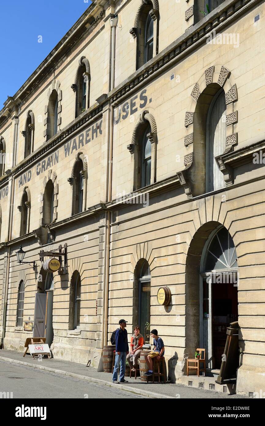 Nuova Zelanda, Isola del Sud, regione di Otago, Oamaru è un centro urbano sul lungomare con ben conservati edifici vittoriani dal 1880, Porto Street è allineato con i magazzini, le stalle e gli edifici commerciali Foto Stock