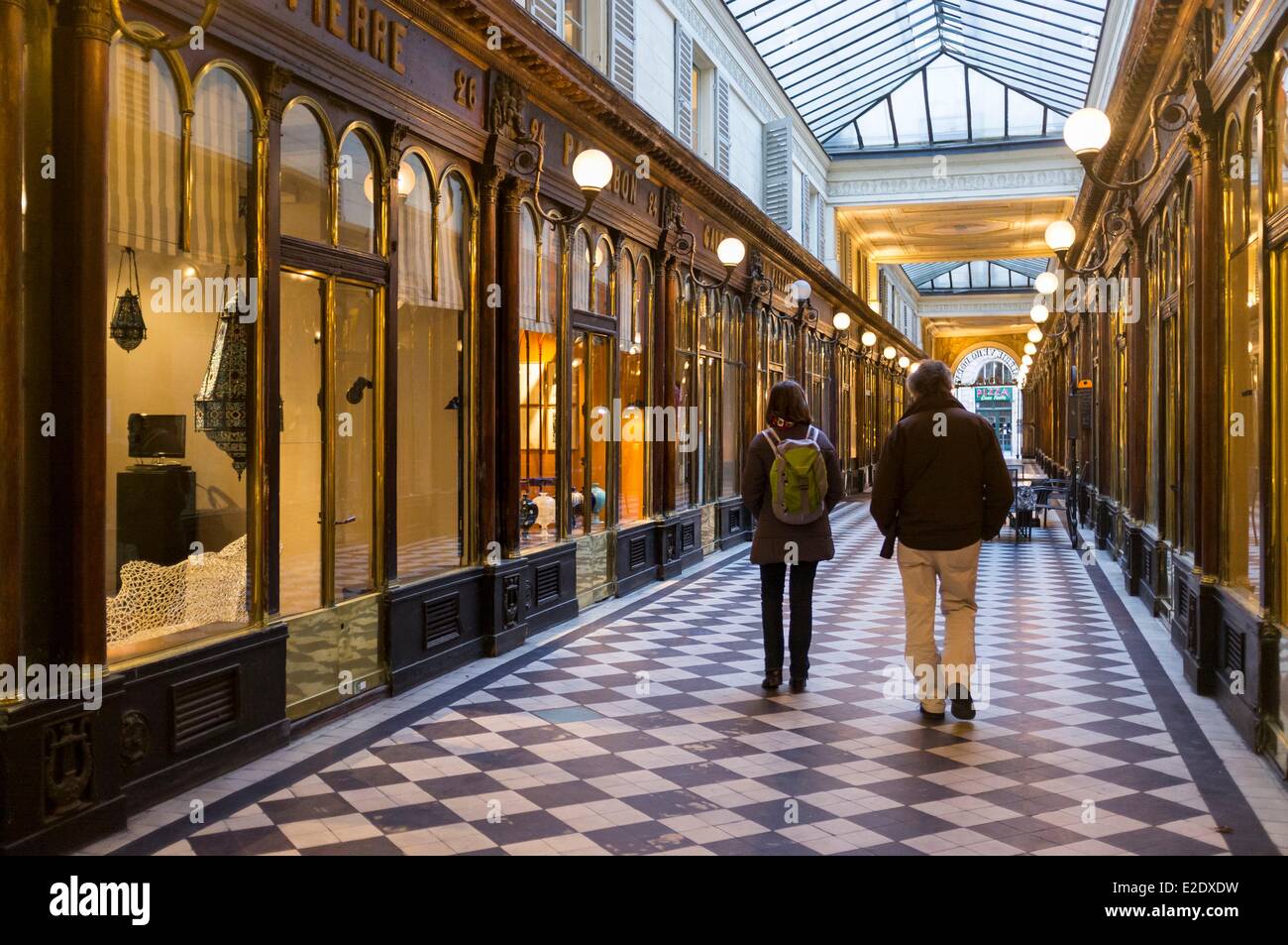 Francia Parigi La Galerie Vero-Dodat è uno storico passaggio coperto collega le strade di Rousseau e Bouloi Foto Stock