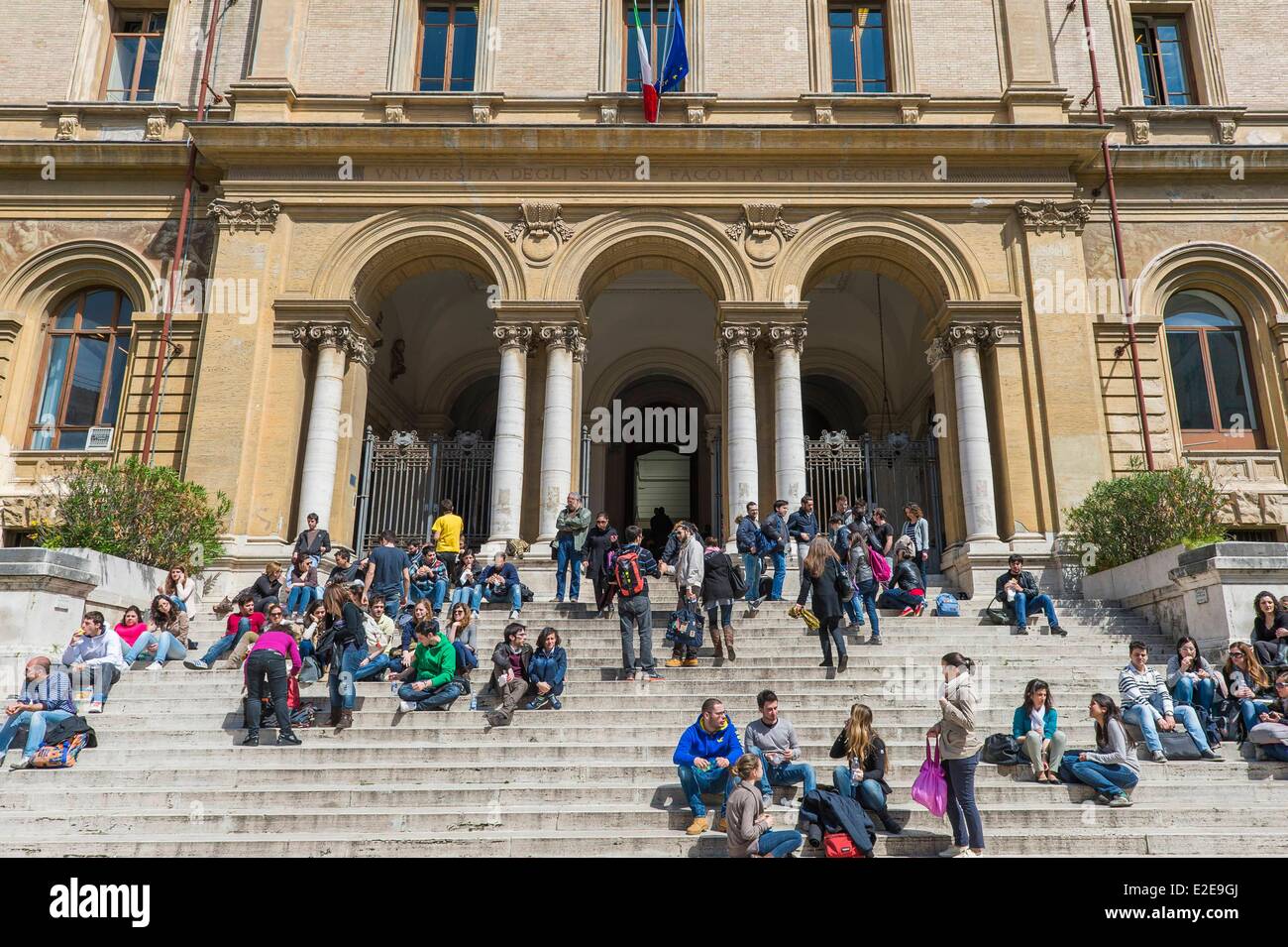 Italia Lazio Roma centro storico sono classificati come patrimonio mondiale dall'UNESCO, l'ex-palazzo della Sapienza Università di Roma Foto Stock