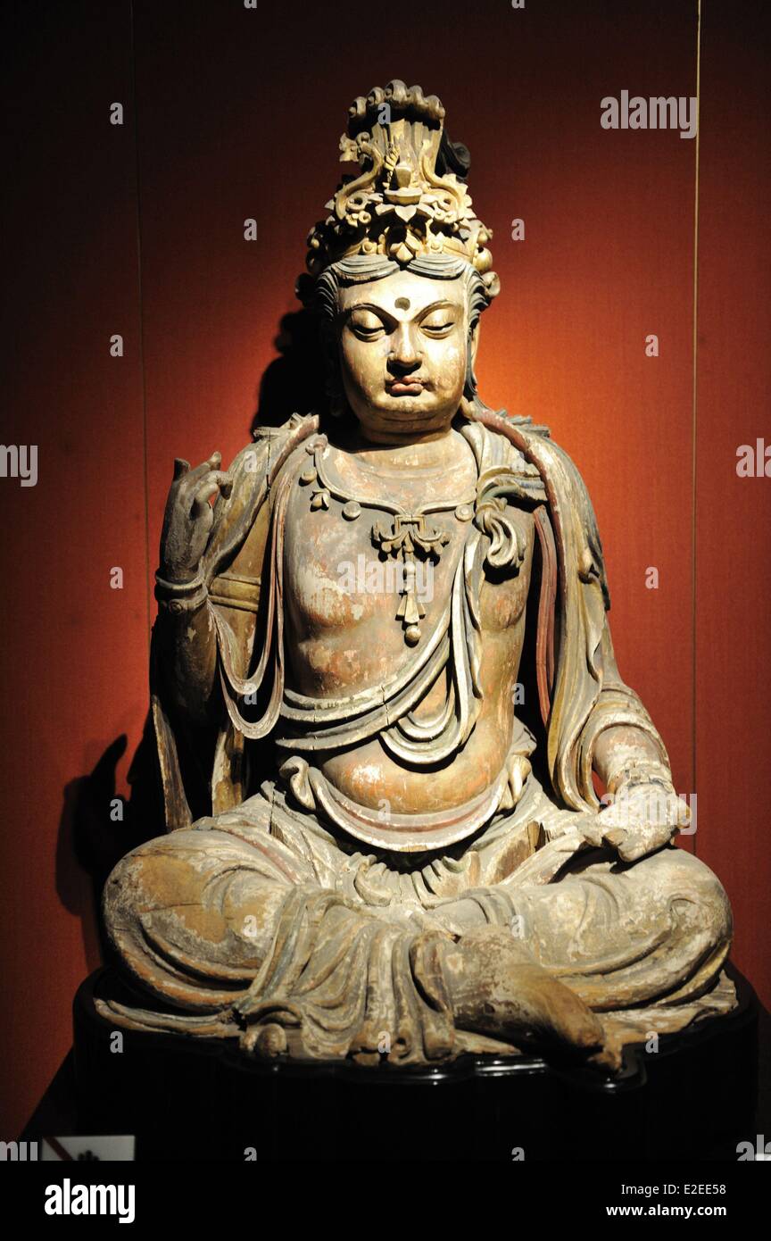 Cina, Shanghai, a Piazza del Popolo, il museo di Shanghai, Bodhisattva statua lignea, Jin, annuncio 1115-1234 Foto Stock