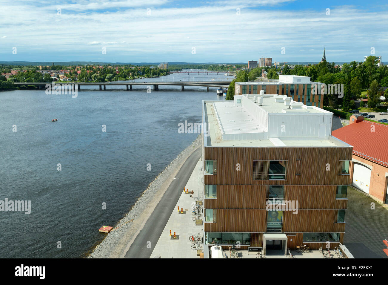La Svezia Vasterbotten County, Umea, capitale europea della cultura 2014, Umea Arts Campus lungo il fiume Ume (UmeΣlven) Foto Stock