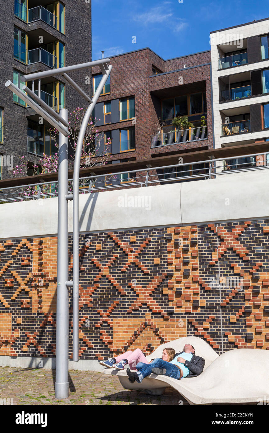 Germania Amburgo HafenCity che si sviluppa il più importante progetto europeo di pianificazione urbana con la riabilitazione di 155 Foto Stock