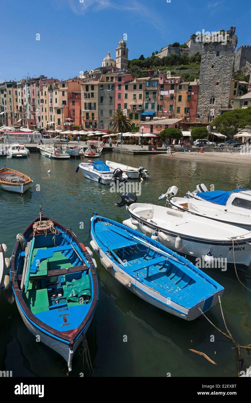 L'Italia, Liguria, il Parco Nazionale delle Cinque Terre sono classificati come patrimonio mondiale dall'UNESCO, Portovenere situato nel Golfo dei Poeti Foto Stock
