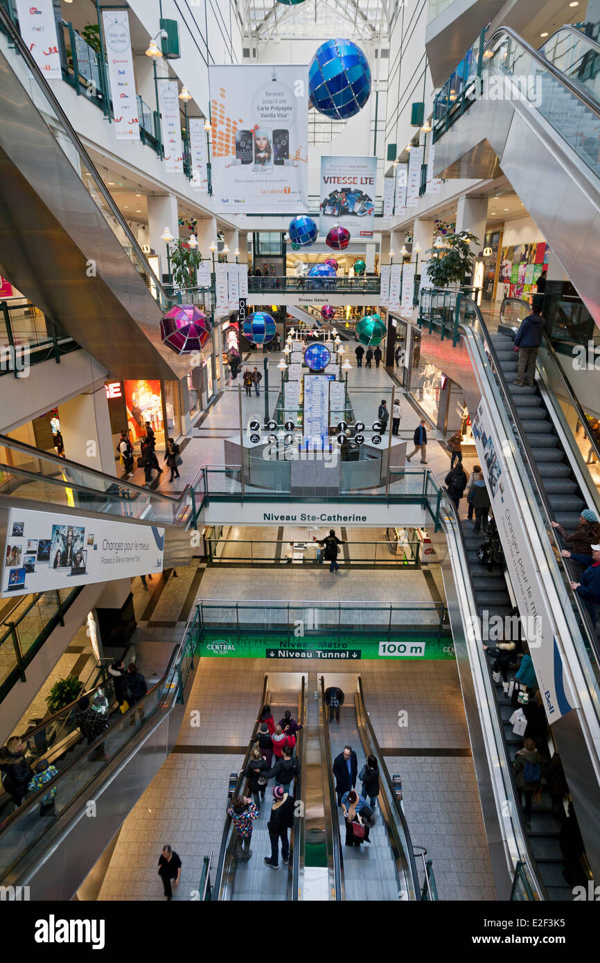 Canada, Provincia di Quebec, Montreal, la città sotterranea, l'Eaton Shopping Center Foto Stock