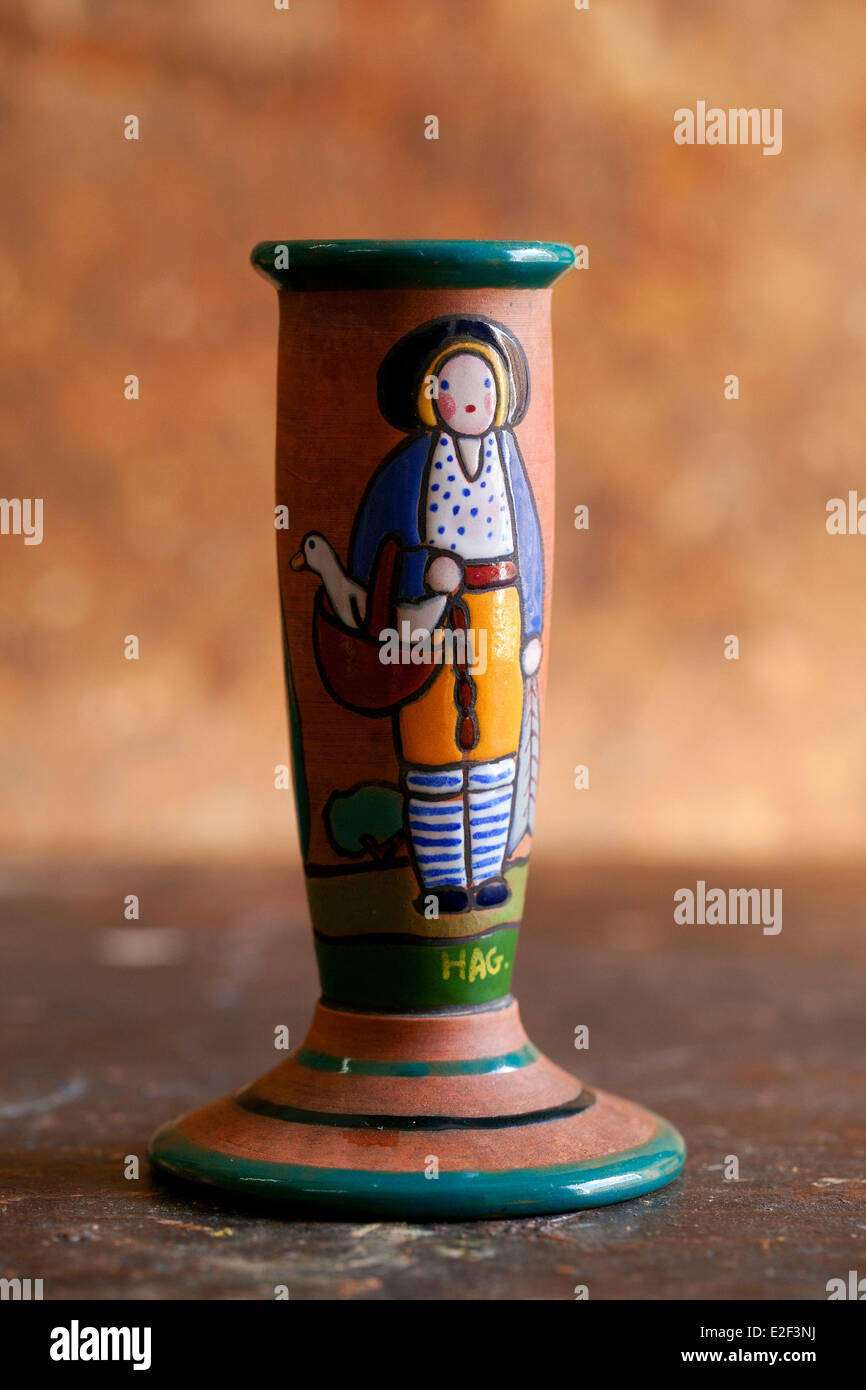Francia, Bouches du Rhone, ceramiche HAG Aubagne, candelabro, collezione privata Foto Stock