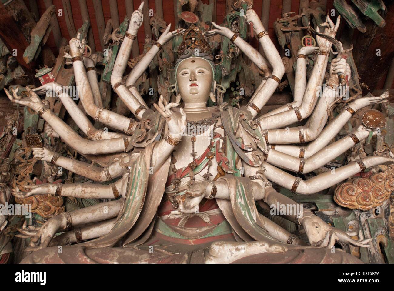 La Cina nella provincia dello Shanxi Qiaotou vilage Tempio di Shuanglin Song Yuan e la dinastia Ming elencati come patrimonio mondiale dall' UNESCO Bodhisattva Foto Stock