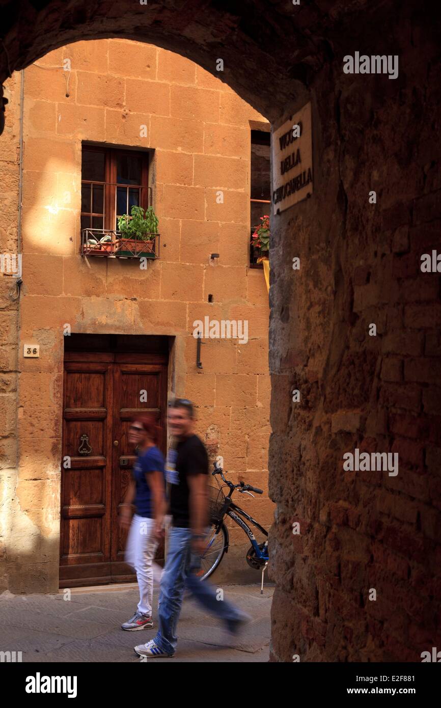 L'Italia, Toscana, Val d'Orcia, elencato come patrimonio mondiale dall' UNESCO, Pienza, lane Foto Stock