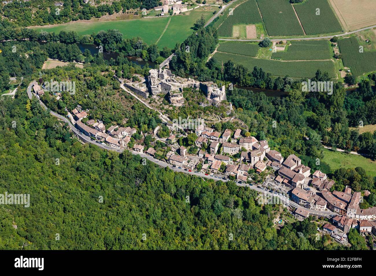 Francia, Tarn, Penne, il villaggio (vista aerea) Foto Stock