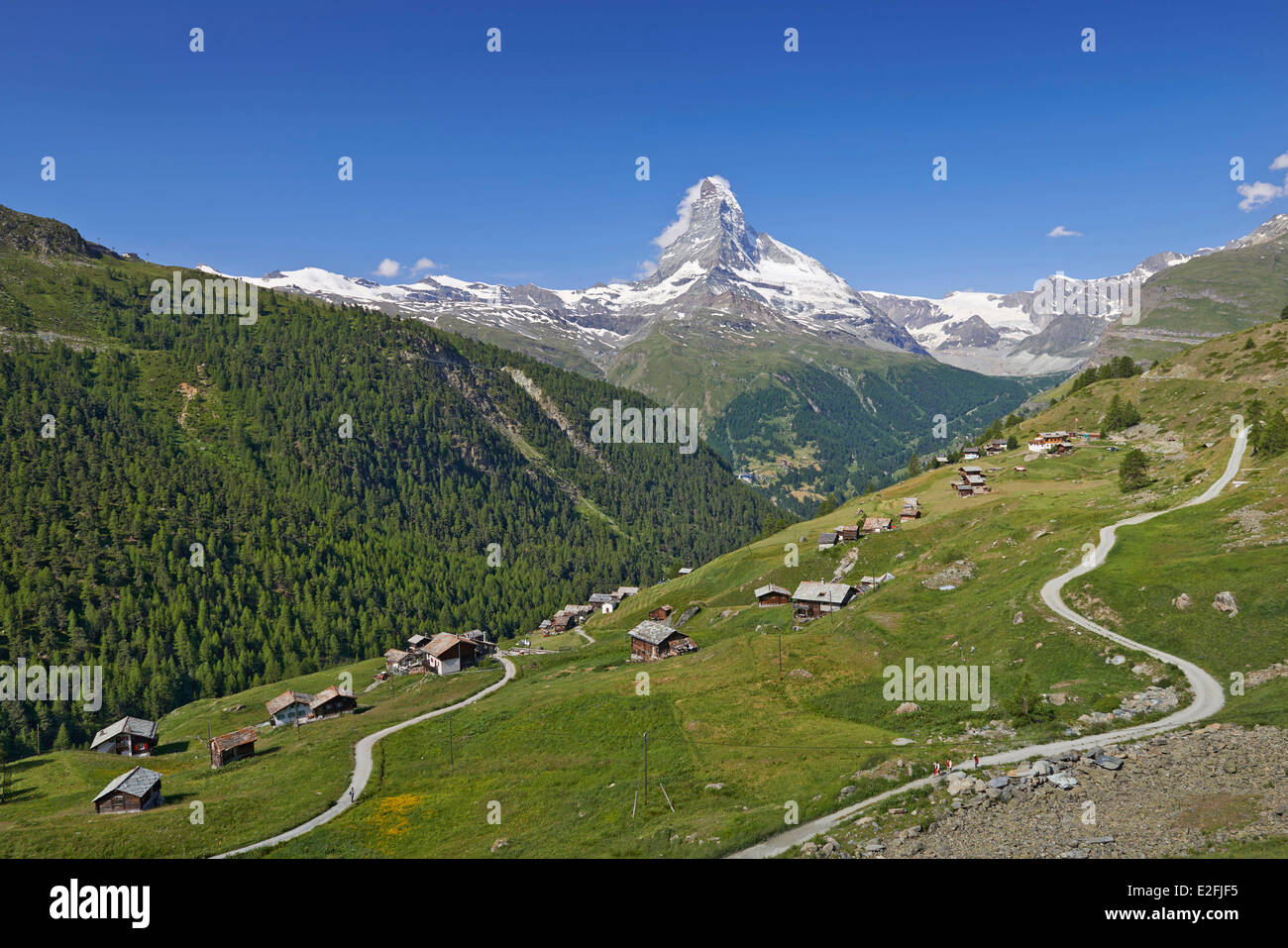 La Svizzera nel canton Vallese, Zermatt e il Cervino (4478m) e borghi Findeln Foto Stock
