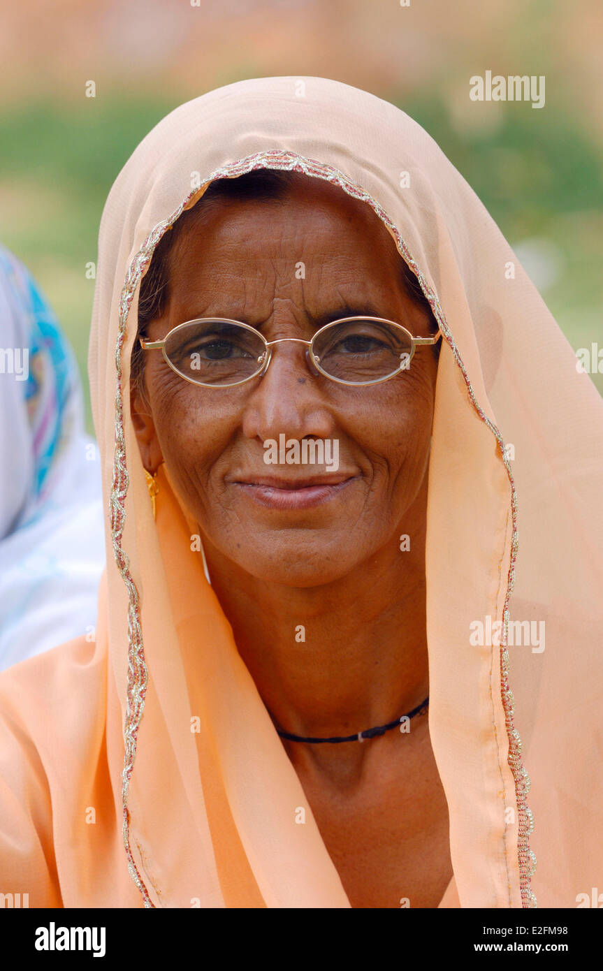 India Delhi Vecchia Delhi il Forte Rosso (Lal Qila) elencati come patrimonio mondiale dall' UNESCO costruito dall'imperatore Mughal Shah Jahan in Foto Stock