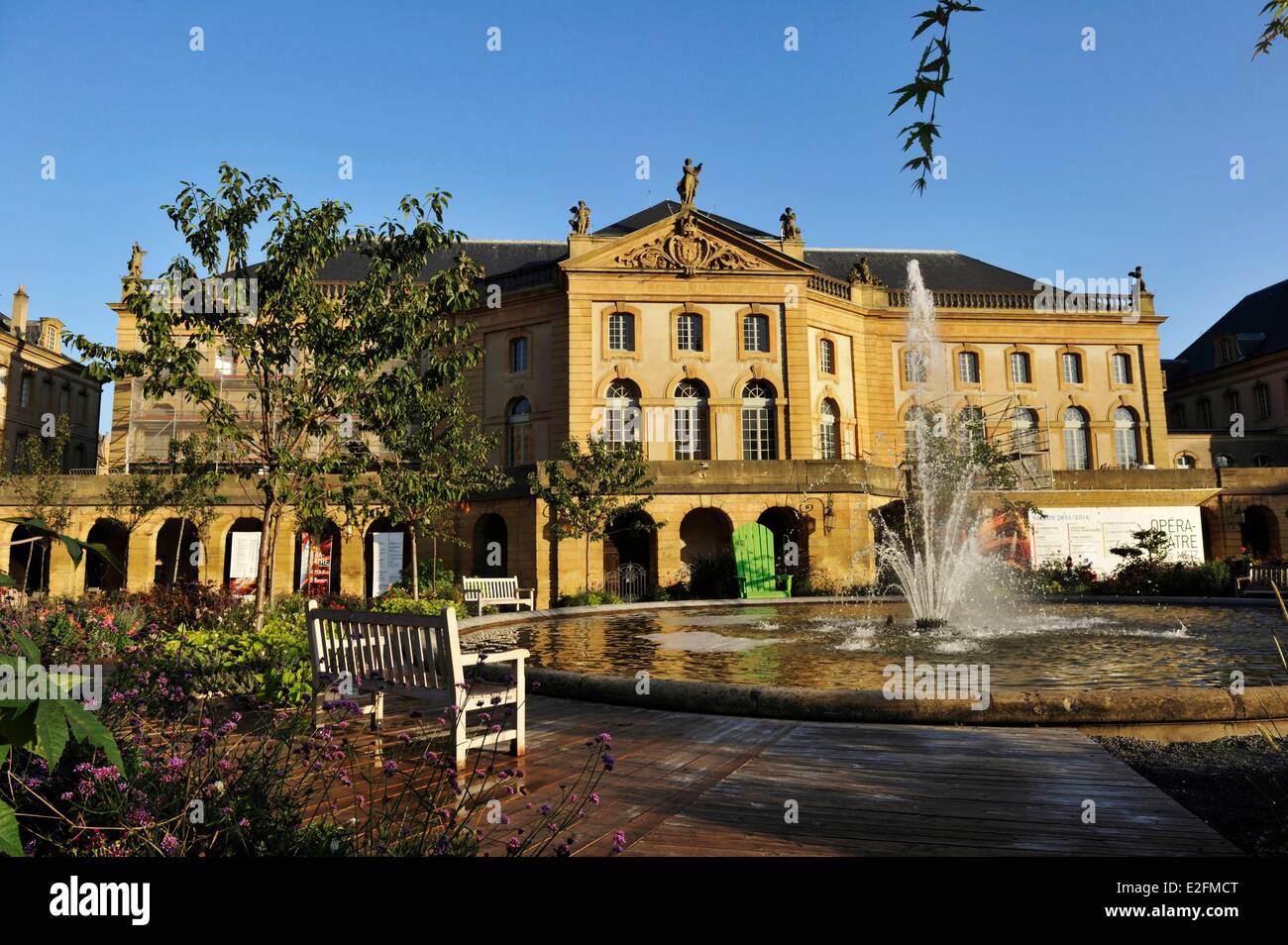 Francia Moselle Metz l isola di Piccolo Saulcy square Comedie il Teatro dell'Opera Foto Stock