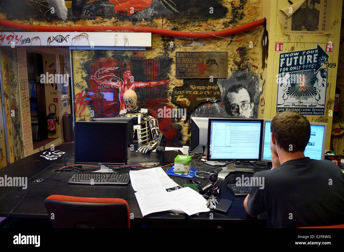 Francia Rhone Saint-Romain-au-Mont-d'Or la dimora del Caos (la Demeure du Chaos) l'illustrazione è basato intorno le infinite Foto Stock