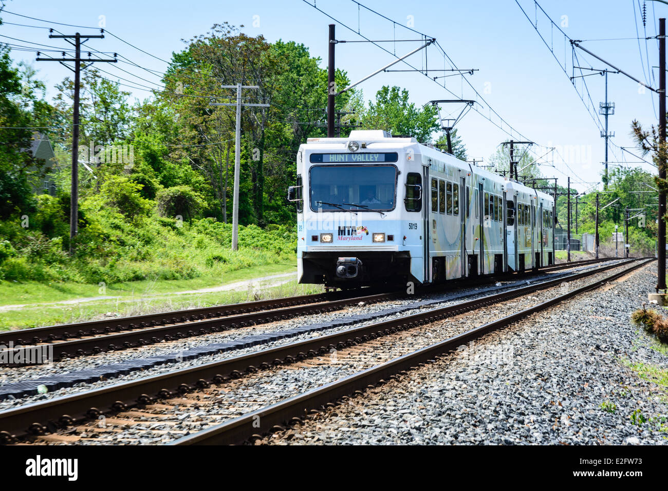 Metropolitana Leggera di Baltimore sul veicolo BWI a caccia di fondovalle, nursery Road Station, Pumphrey, Maryland Foto Stock