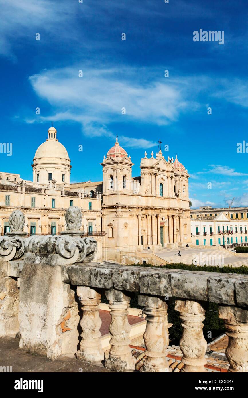 Sicilia Italia Noto città barocca elencati come patrimonio mondiale dall' UNESCO Cattedrale di San Nicolo (Duomo o St Nicholas Cathedral) Foto Stock