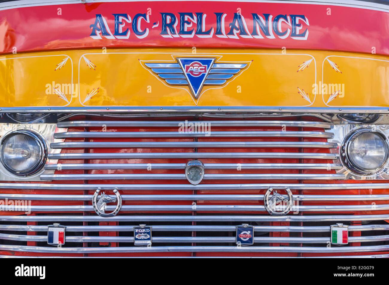 Malta Sliema uno degli ultimi bus britannici Foto Stock