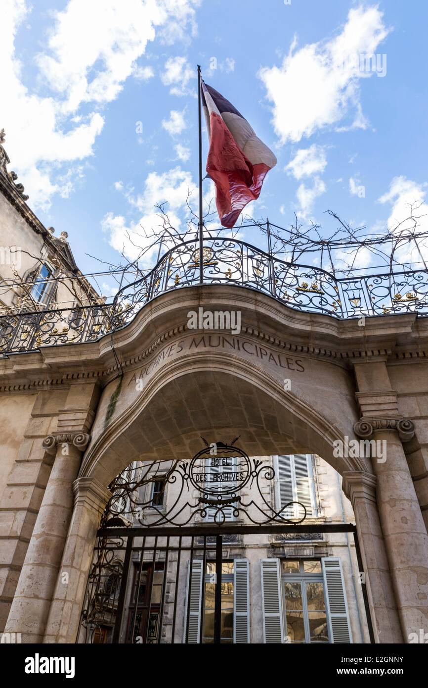 Francia Gironde Bordeaux zona elencata come patrimonio mondiale dall' UNESCO ingresso di archivi comunali Foto Stock