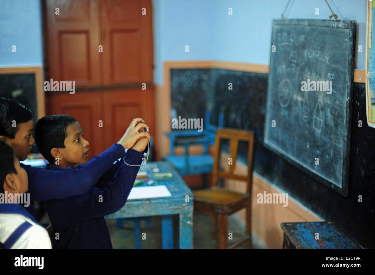 India stato del Bengala Occidentale Kolkota Arte in tutti noi attività imparando a scattare fotografie Foto Stock