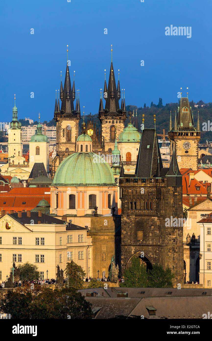 Repubblica Ceca Praga centro storico sono classificati come patrimonio mondiale dall' UNESCO panoramica della città vecchia Foto Stock