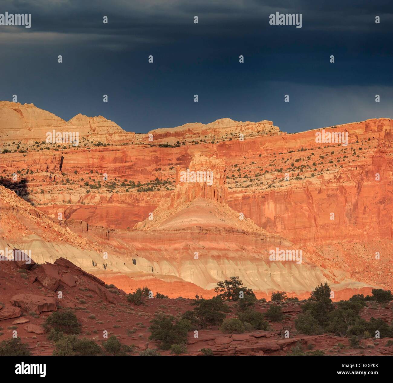 Stati Uniti Utah Colorado Plateau Parco nazionale di Capitol Reef Castello lungo la Utah State Road 24 Scenic Byway Foto Stock