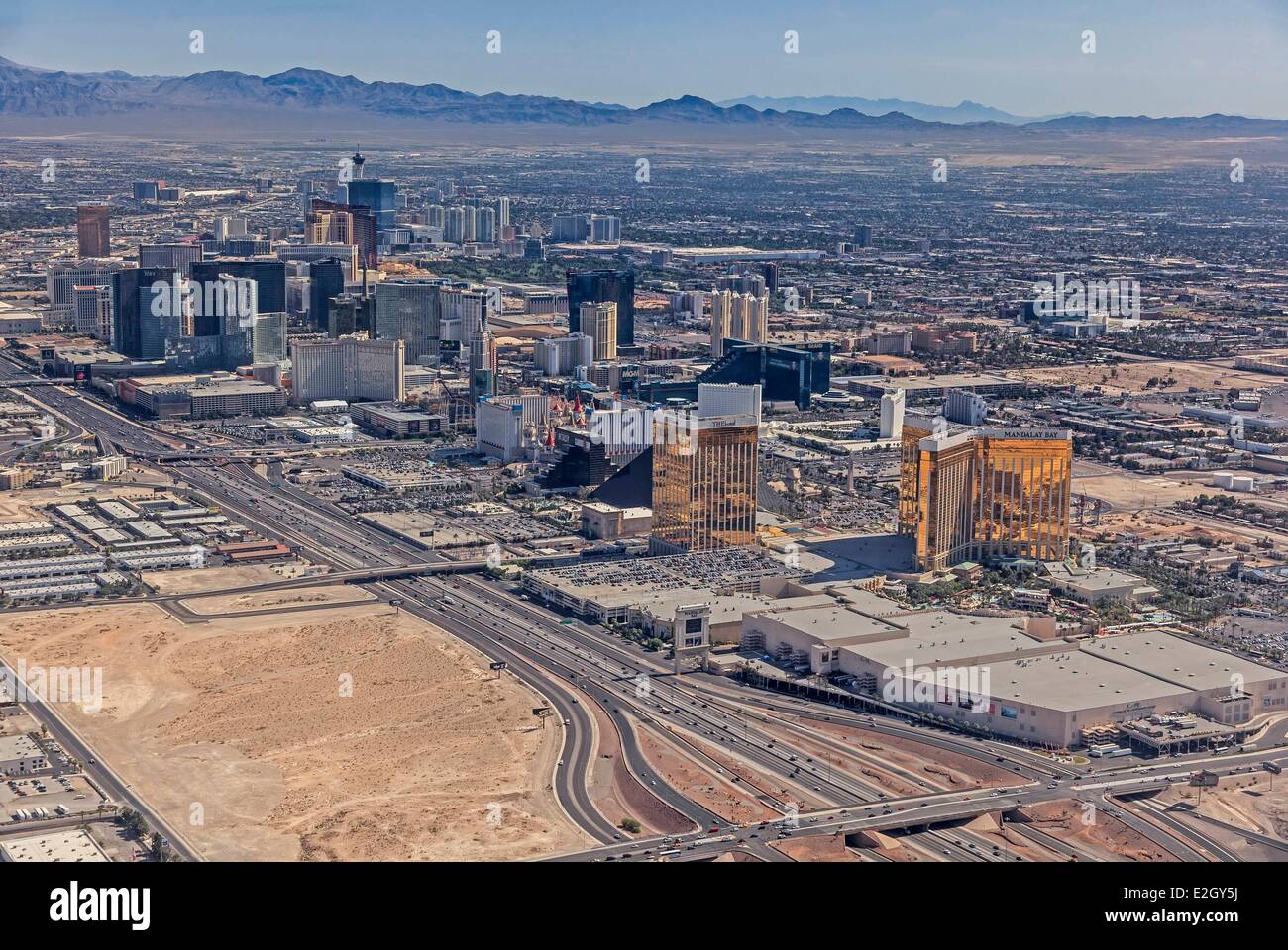 Stati Uniti Nevada città di Las Vegas con Strip di Las Vegas (vista aerea) Foto Stock