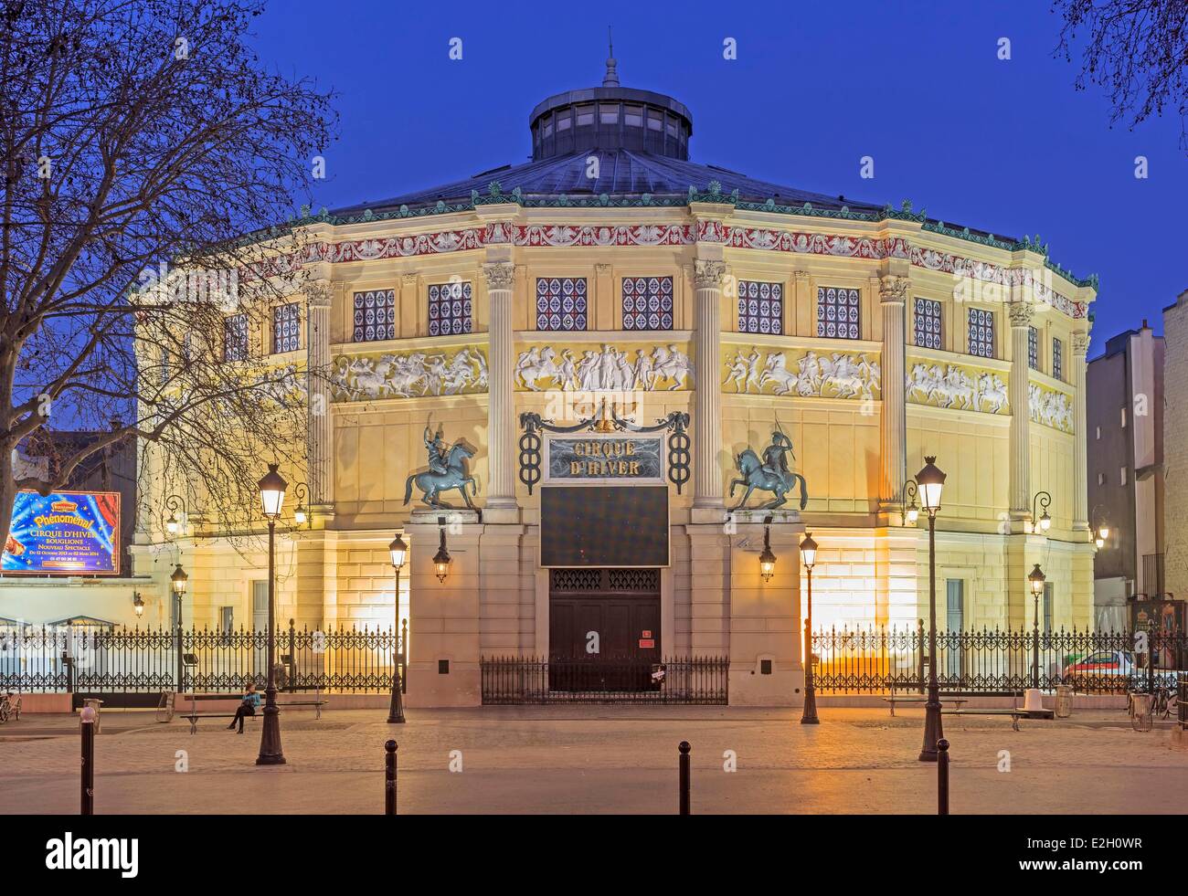 Francia Paris Cirque d'hiver (Winter Circus) dall'architetto Jacques Hittorff Foto Stock