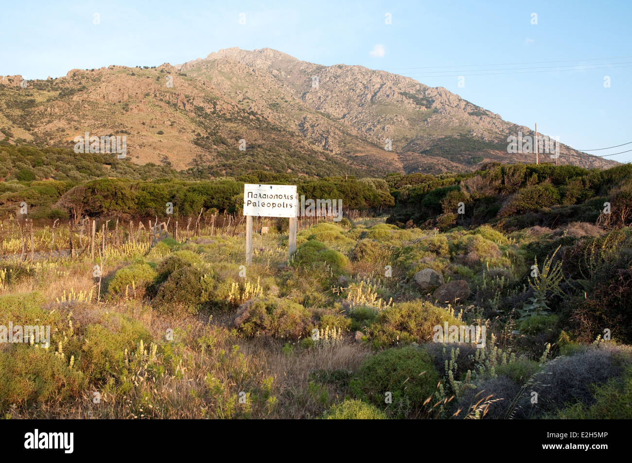 L'entrata al Santuario di la grande divinità antico sito nord isola greca di Samothraki. Foto Stock