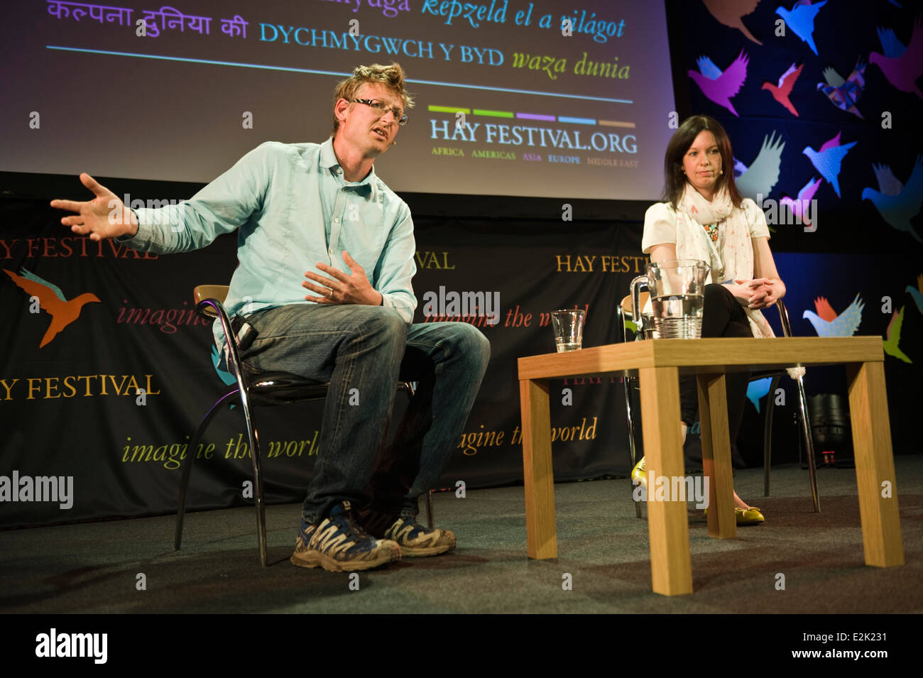 Mark Lynas discutendo il nucleare a Hay Festival 2014. © Jeff Morgan Foto Stock