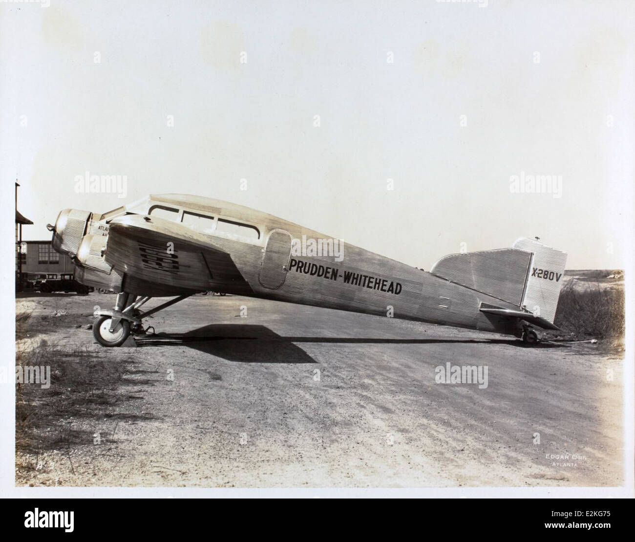 Questa immagine raffigura il monoplano Prudden-Whitehead, uno sviluppo chiave nella prima aviazione americana. Costruito dalla Atlanta Aircraft Corporation, l'aereo era alimentato da un motore Wright J-6 Whirlwind ed era una pietra miliare nella storia della tecnologia e del design di volo. Foto Stock