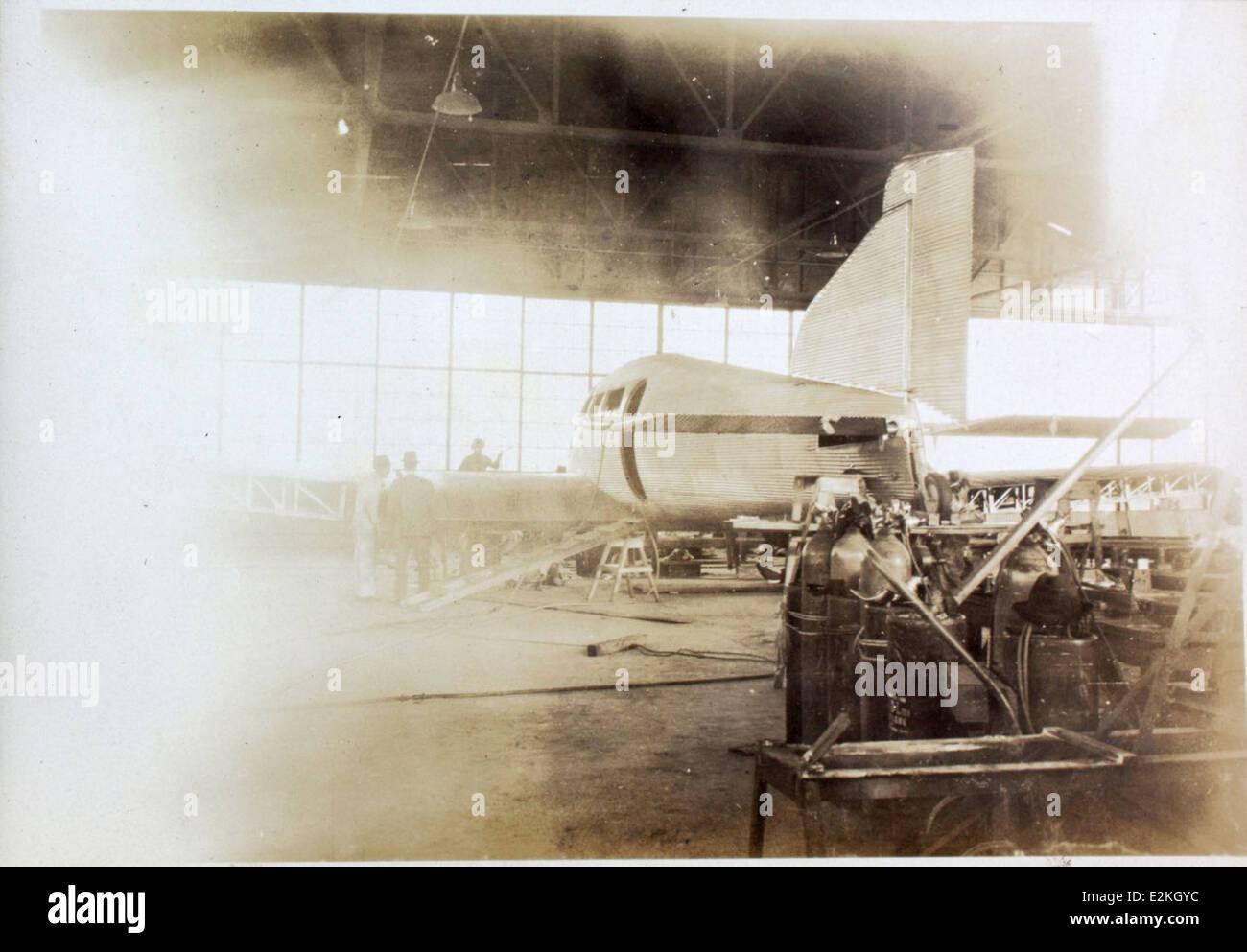 Questa foto tratta da The Prudden album mostra il monoplano PW-1 della Atlanta Aircraft Corporation. Alimentato dal motore Wright J-6 Whirlwind Seven, faceva parte di una linea di innovativi progetti di aerei sviluppati negli anni '1920 Foto Stock