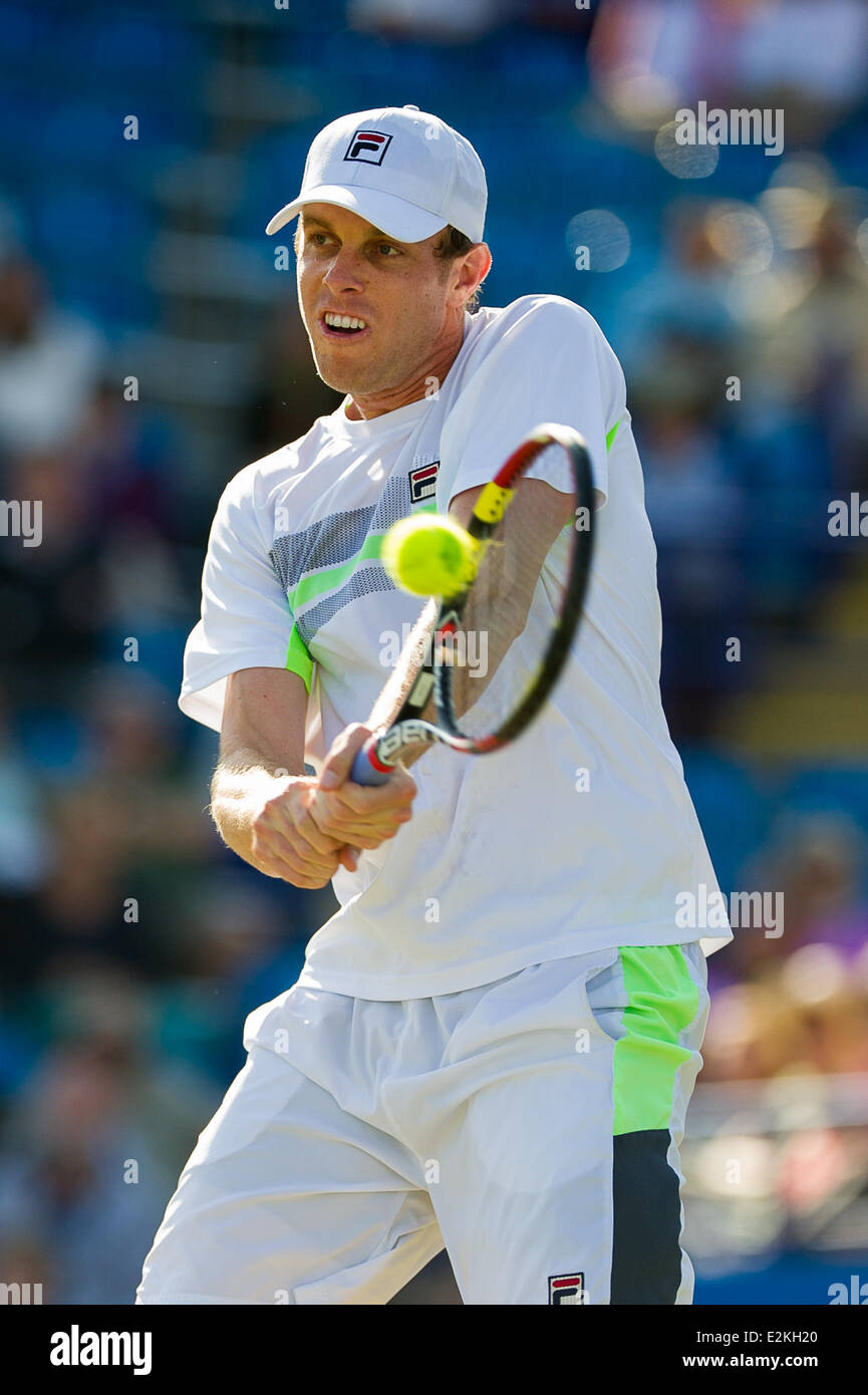 Eastbourne, Regno Unito, 20 Giugno, 2014. Sam QUERREY degli USA in azione contro Feliciano Lopez di Spagna nelle loro singole corrisponde al giorno cinque del Aegon International in Devonshire Park, Eastbourne. Credito: MeonStock/Alamy Live News Foto Stock