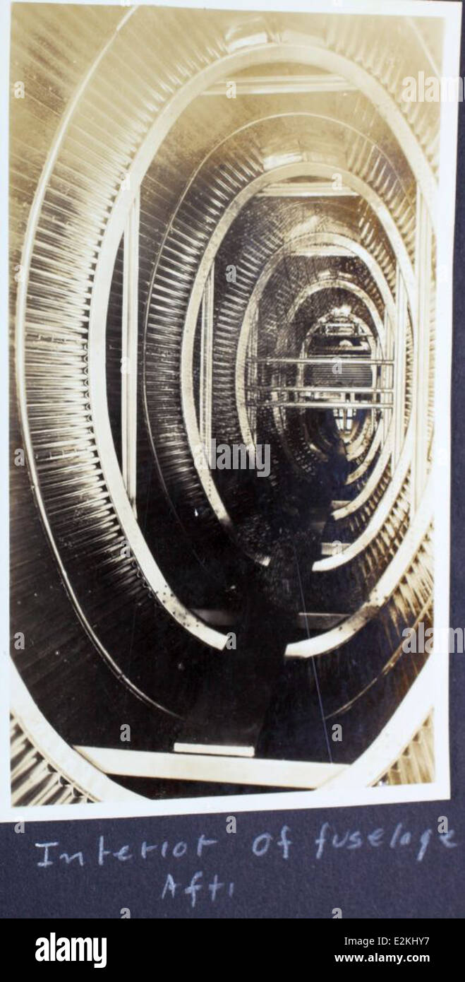 L'immagine di Prudden album mostra il monoplano PW-1 della Atlanta Aircraft Corporation e i suoi primi sviluppi nel settore dell'aviazione. L'aereo, alimentato da un motore Wright J-6-7 Whirlwind, rappresenta la prima tecnologia aeronautica statunitense e l'innovazione aeronautica. Foto Stock