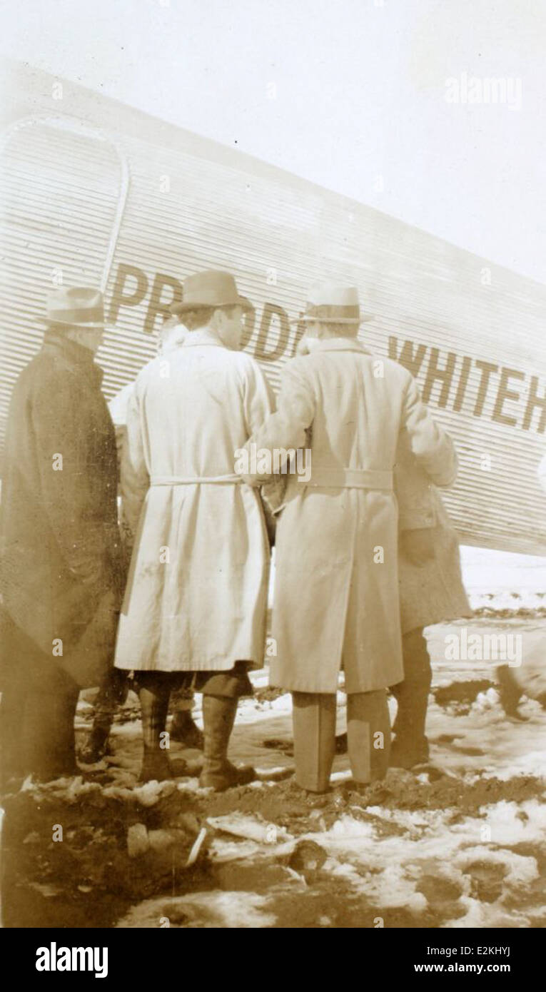 Questa immagine del Prudden album mostra il monoplano PW-1 della Atlanta Aircraft Company, insieme alla loro collaborazione sul Whitehead Trimotor. Alimentati da motori Wright Aeronautical R-760, questi primi progetti di aviazione contribuirono a gettare le basi per aerei più avanzati nel XX secolo. Foto Stock