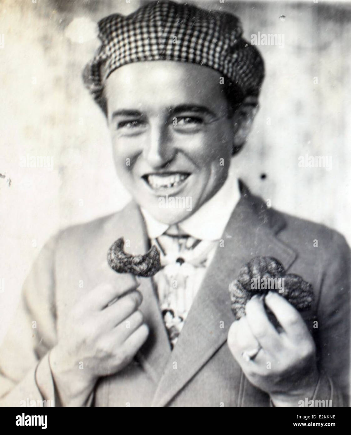 L'album AL-88 include fotografie di aviatori come A.R. Smith e Albert Menasco, catturando i loro giorni di barnstorming e contributi alla storia dell'aviazione. Foto Stock