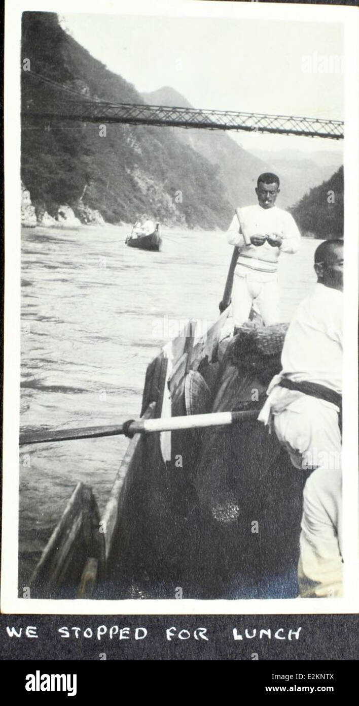 Questa immagine della Albert Menasco and Art Smith Aviation Collection cattura l'era degli stormi, mettendo in risalto il mondo avventuroso ed emozionante dell'aviazione primitiva, dove i piloti hanno eseguito acrobazie e dimostrazioni in tutti gli Stati Uniti Foto Stock