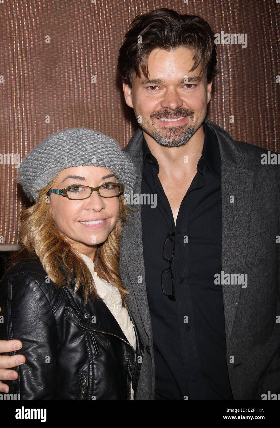 Apertura notturna afterparty per ''tutti i rabbia" tenutosi presso la West Bank Cafe: Jennifer Cody,Hunter Foster dove: New York City, Stati Uniti quando: 30 Gen 2013 Foto Stock