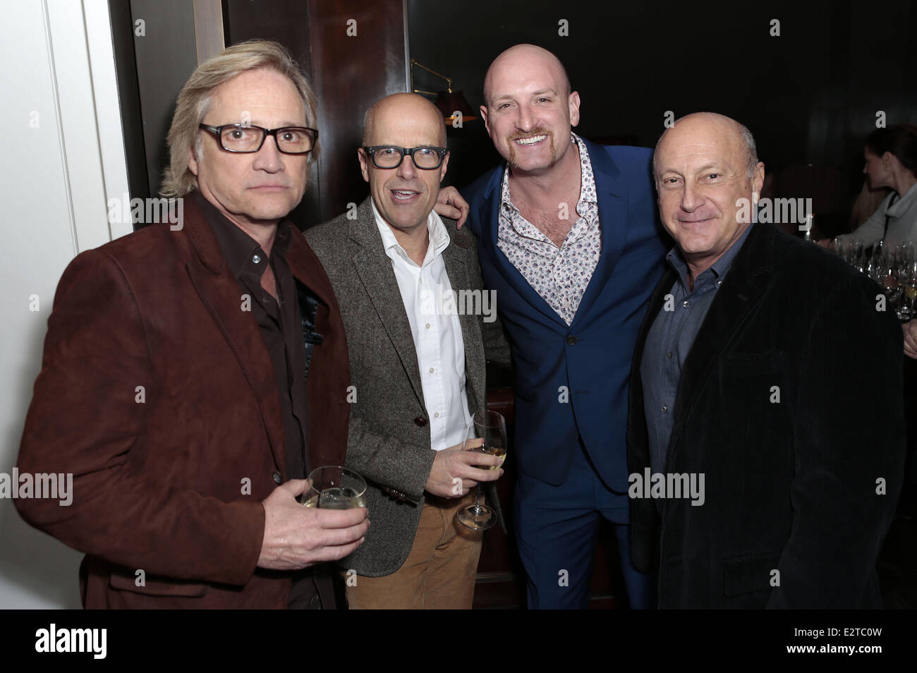 Il regista Michael Sucsy festeggia il suo quarantesimo compleanno a spago con: Clint Culpepper,Donald De Line,Michael Sucsy,produttore Laurence Mark dove: Los Angeles, California, Stati Uniti quando: 21 Feb 2013 Foto Stock