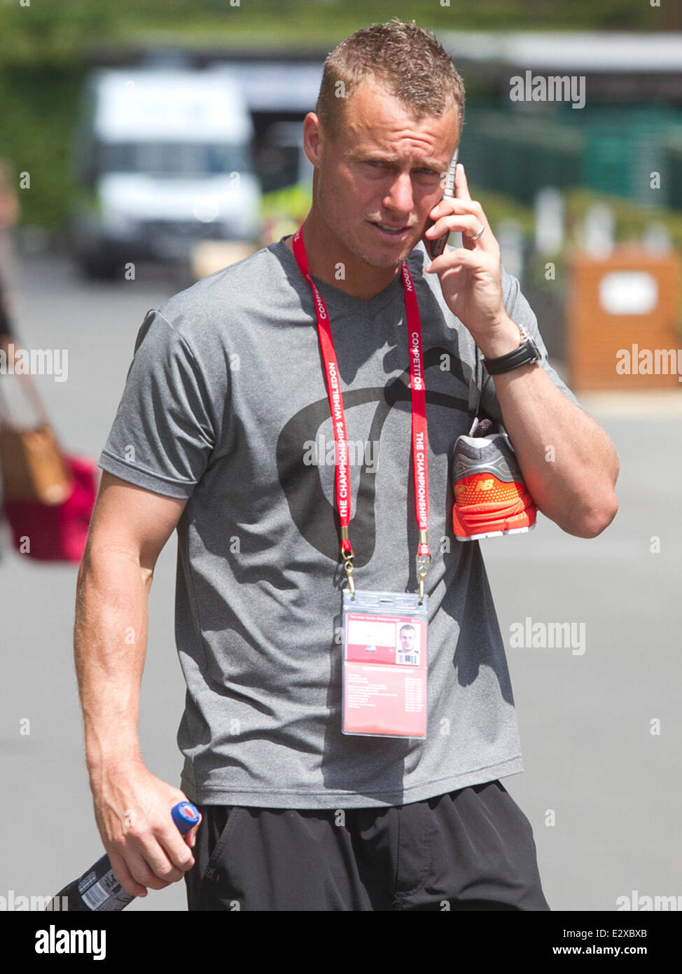 Il torneo di Wimbledon di Londra. Regno Unito 21 Giugno 2014. Ex campione di Wimbledon Lleyton Hewitt (Aus) visto al AELTC per un warm up pratica prima di Wimbledon 2014 Lawn Tennis campionati che inizia il 23 giugno Credito: amer ghazzal/Alamy Live News Foto Stock