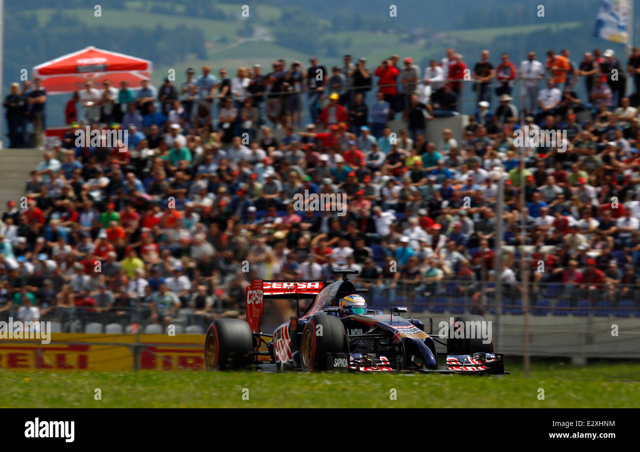 Motorsports: FIA Formula One World Championship 2014, il Grand Prix di Austria, #25 Jean-Eric Vergne (FRA, la Scuderia Toro Rosso), Foto Stock