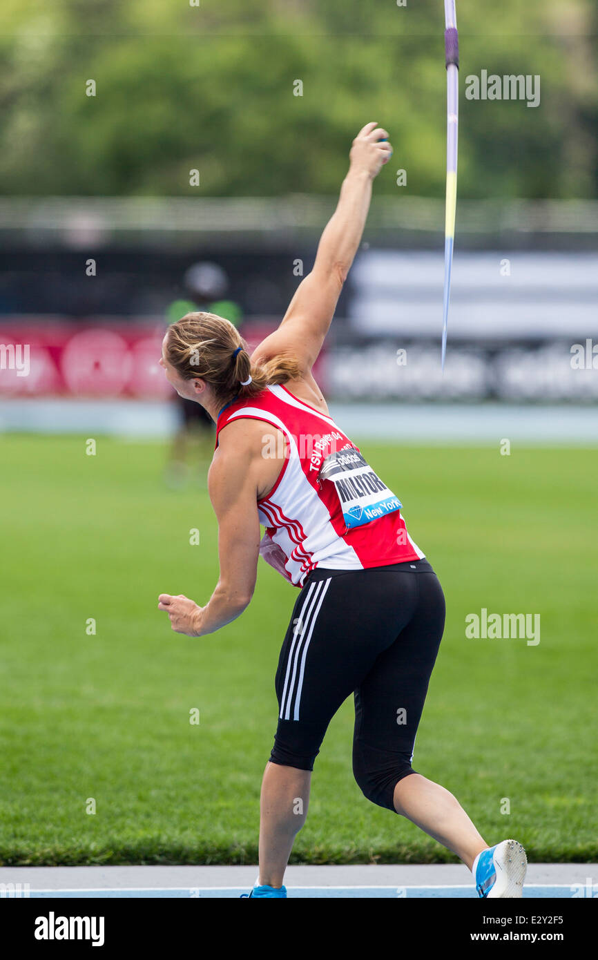 Katharina Molitor (GER) concorrenti del giavellotto al 2014 Adidas via e il campo Grand Prix. Foto Stock