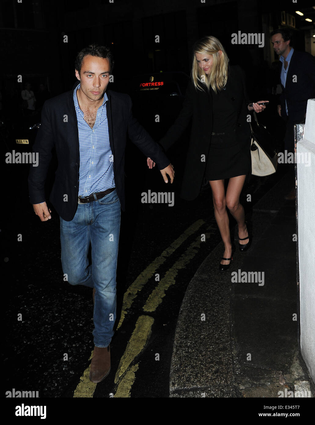 Donna aria e James Middleton lasciare Signor Foggs club privato a Mayfair offre: Donna l'aria,James Middleton dove: Londra, Regno Unito quando: 13 Giu 2013 Foto Stock