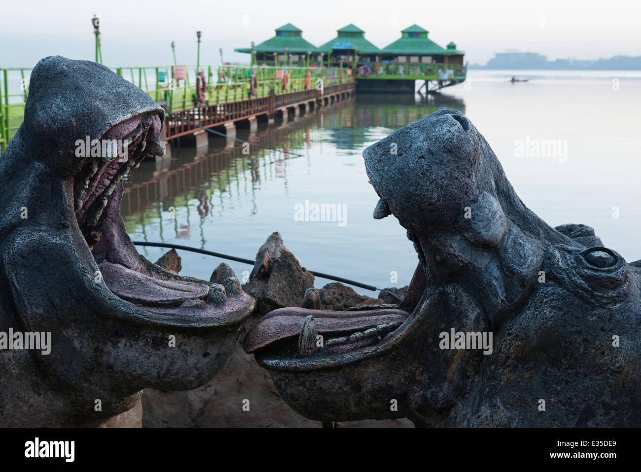 Hippo statue. Bahar Dar. lago Tana. Etiopia Foto Stock