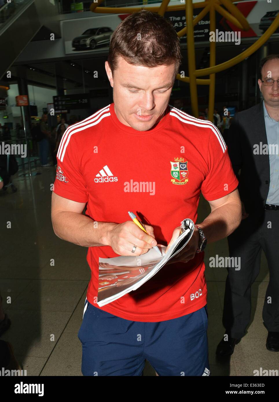 I deputati irlandesi del British & Irish Lions touch down presso l'aeroporto di Dublino con: Brian O'Driscoll dove: Dublino, Irlanda quando: 10 Lug 2013 Foto Stock