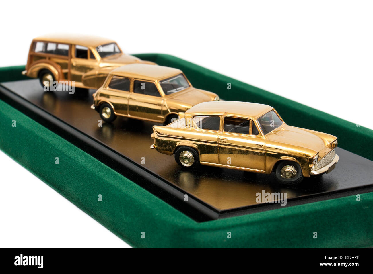 Lledo "British Motoring classici degli anni sessanta' 24ct placcato oro speciale in edizione limitata serie di 7.500 pezzi solo. Foto Stock